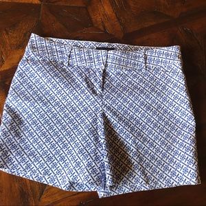 Cute blue and white shorts!